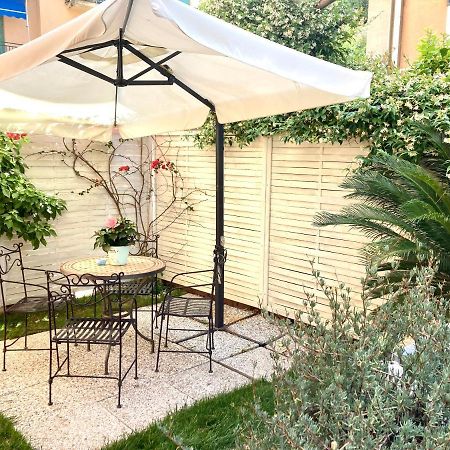 B&B Le Bouganville Lavagna Eksteriør billede