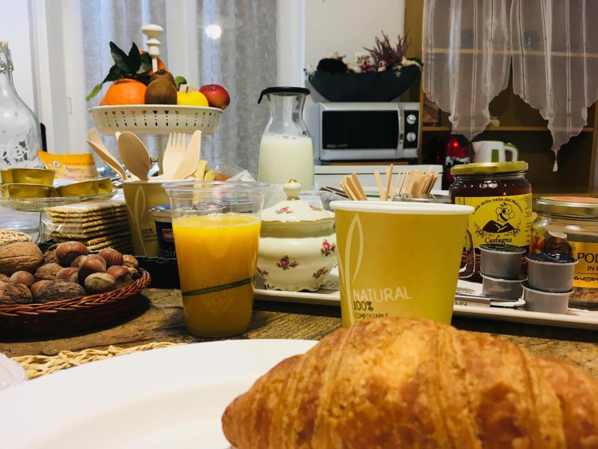 B&B Le Bouganville Lavagna Eksteriør billede