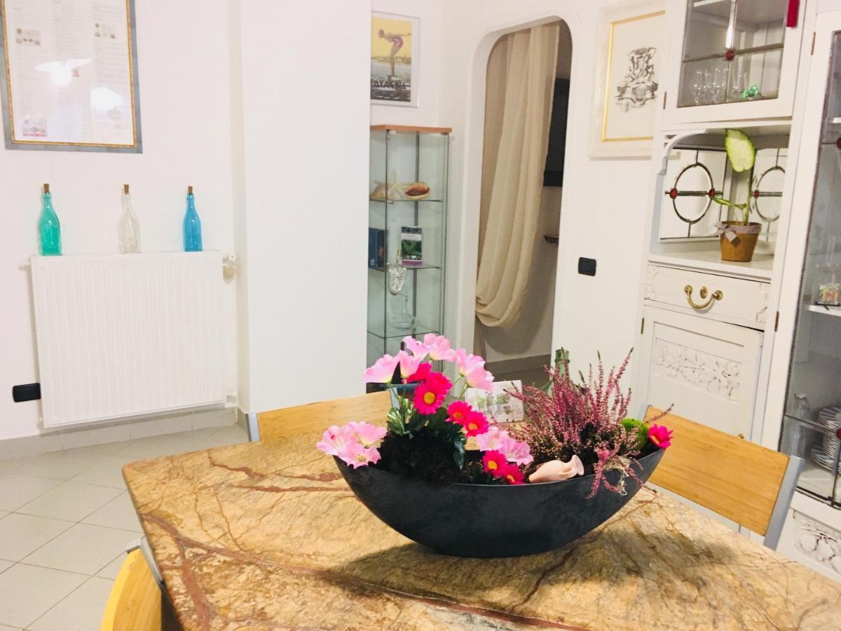 B&B Le Bouganville Lavagna Eksteriør billede